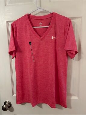 Under Armour loose tech shirt M new